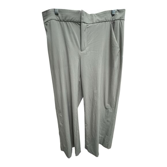 Athleta Tribeca Crop Pant Women 10T Ivory Wide Leg Snap Sides Lightweight Travel - Picture 1 of 6